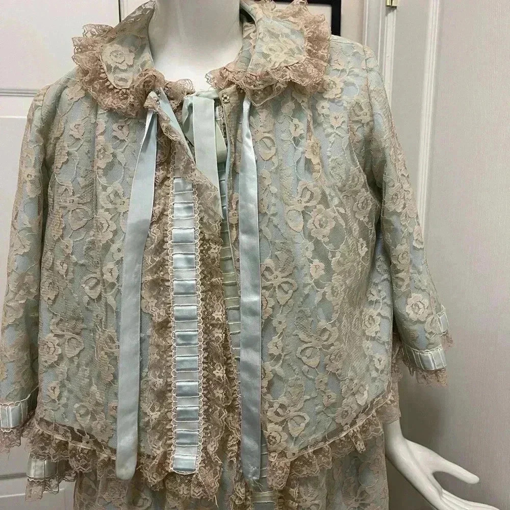Two pieces of nightgown long and short coat with stunning design - Picture 11 of 16